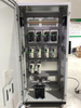 High-precision electronic traverse device for warp knitting machines
